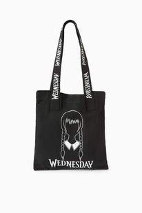 CA Halloween - Wednesday - Beutel