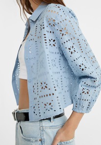 stradivarius Hemd kurz Lochstickerei