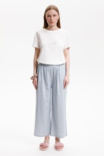 Very Neat    20126/, 