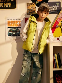 Acoola  ()    Gian 20130400004 -