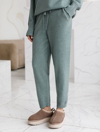 �����  ����� �� ����� � ���������