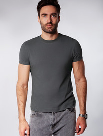 29.07 �������� slim fit  �� ������������ ������ � �������� ������ U49.020 �.����